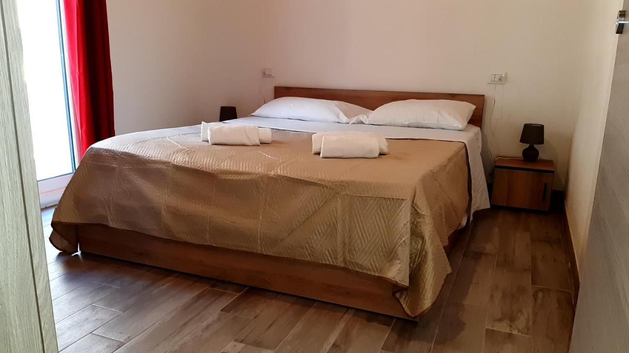Casanuova Flat, City Center Olbia Bagian luar foto