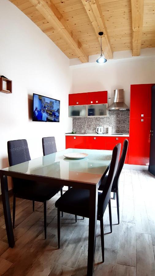 Casanuova Flat, City Center Olbia Bagian luar foto