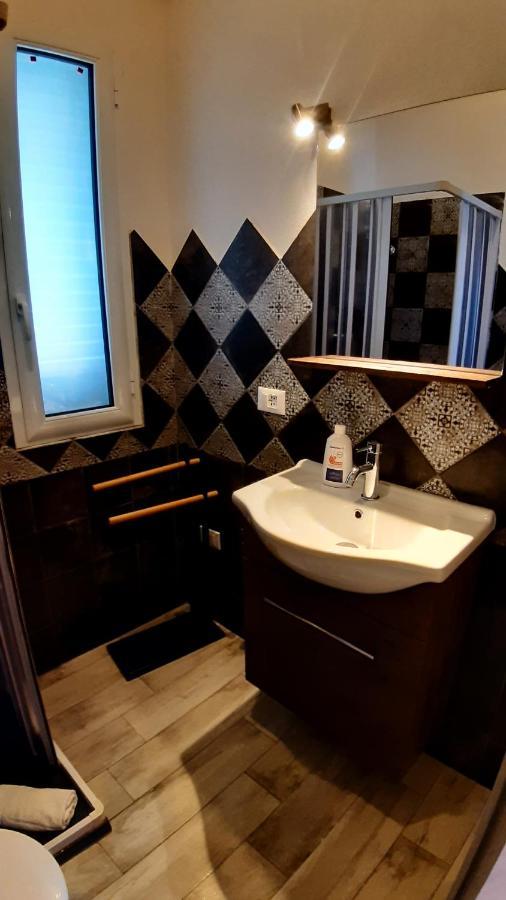 Casanuova Flat, City Center Olbia Bagian luar foto